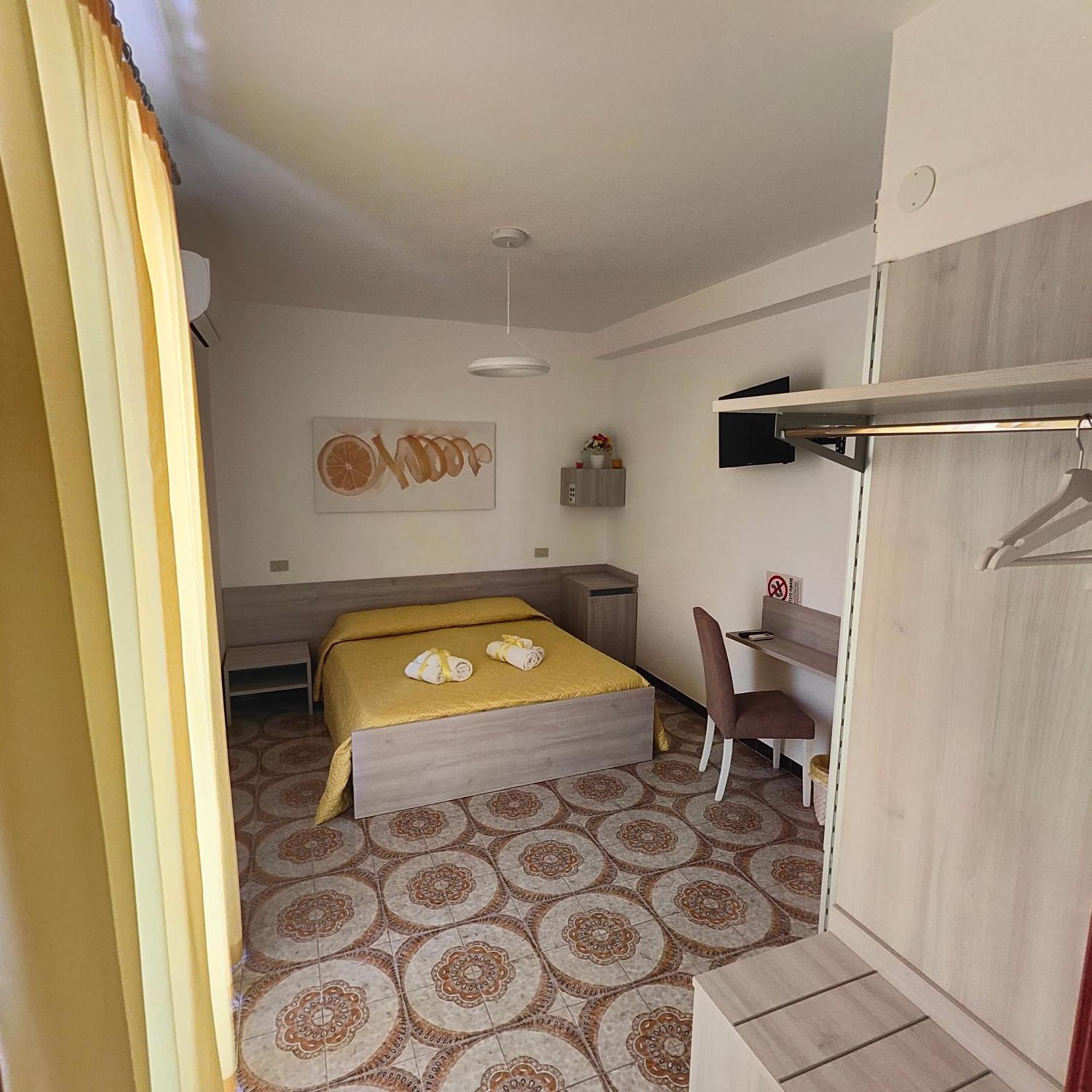 Alto Giardino Rooms Terrasini Extérieur photo